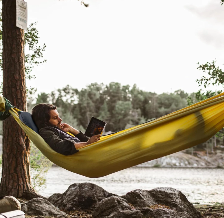 Ultralight Inflatable Camping Pillow – Compact, Ergonomic & Easy to Pack